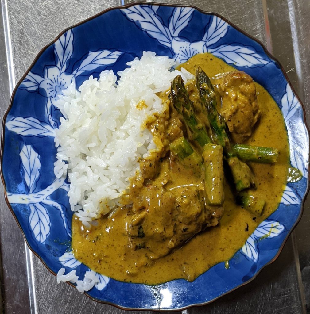 初夏のアスパラチキンカレー